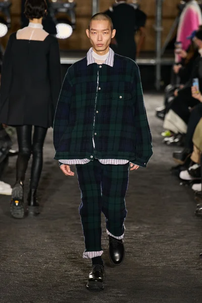 Look 13